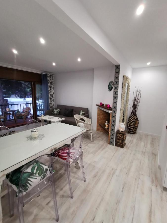 Apartamento Port De Roda De Bara -Roc Sant Gaieta エクステリア 写真
